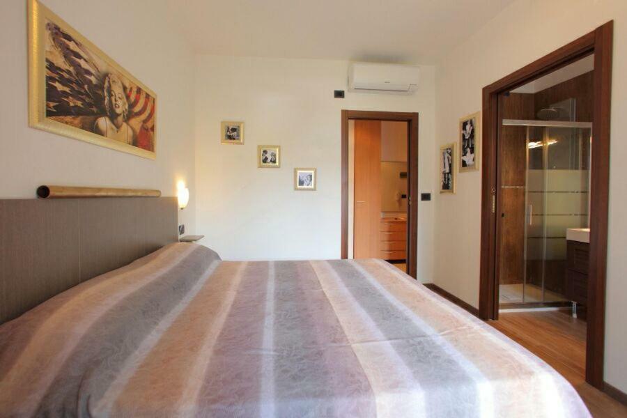B&B Holidays Artisti Peschiera del Garda Exterior foto